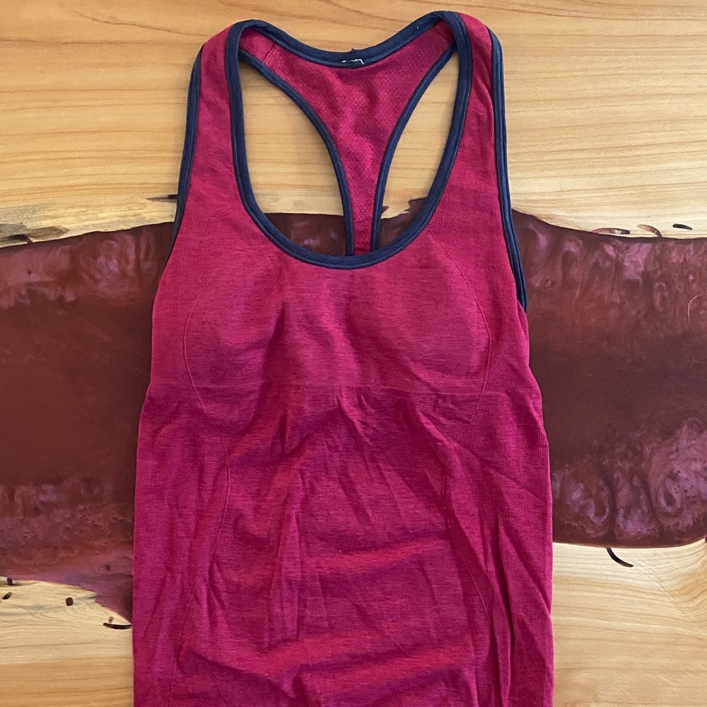 lululemon Ebb to Street Tank second version Size 4 Red with Navy trim